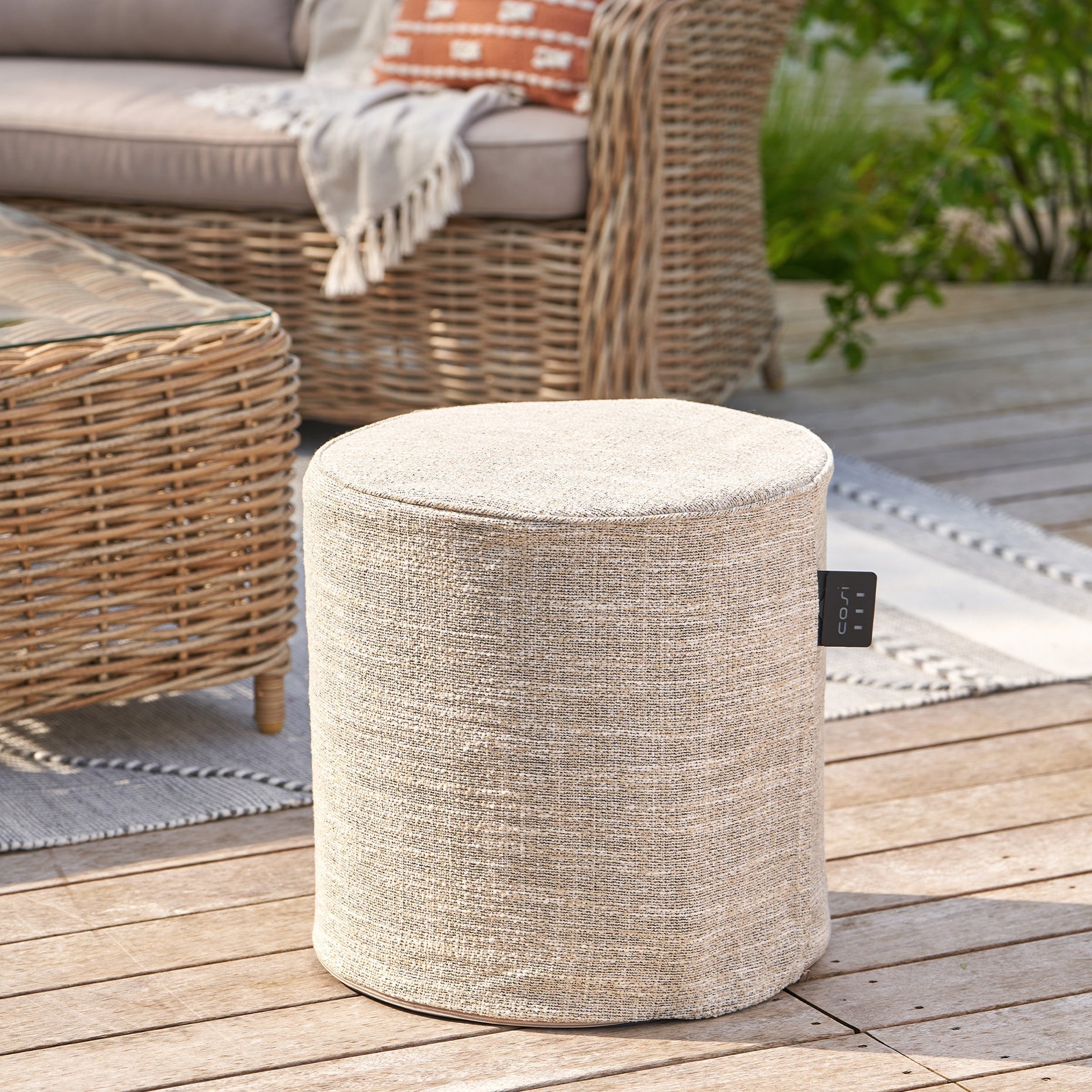 Pouffes