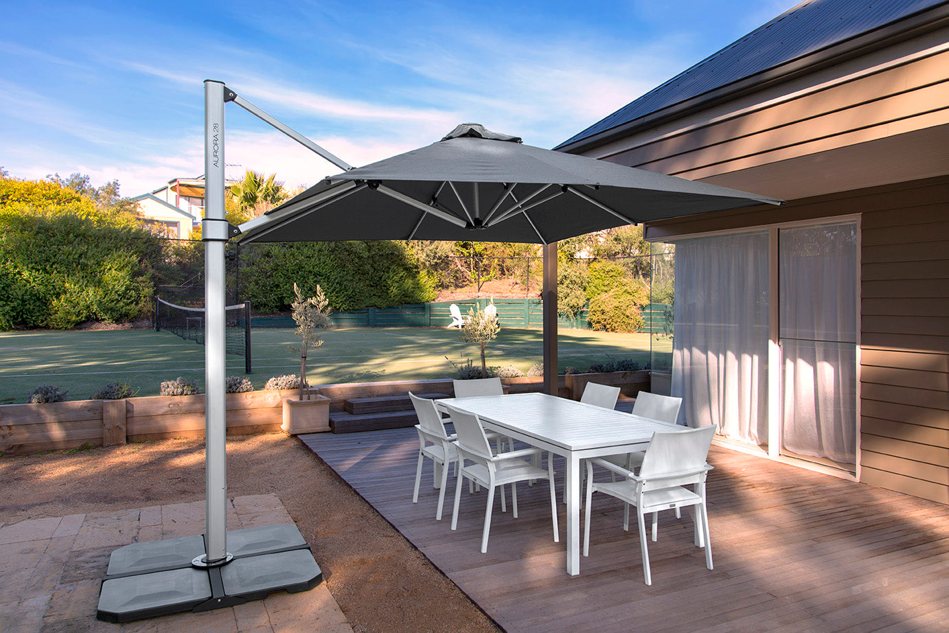 InstaShade Aurora Cantilever Parasol