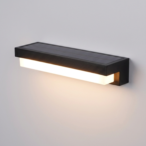 Dusk Solar Wall Light