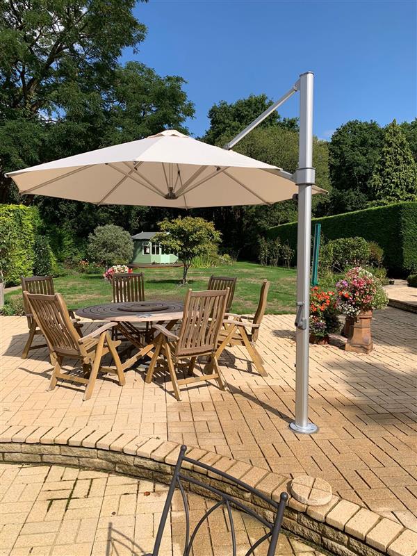 InstaShade Aurora Cantilever Parasol