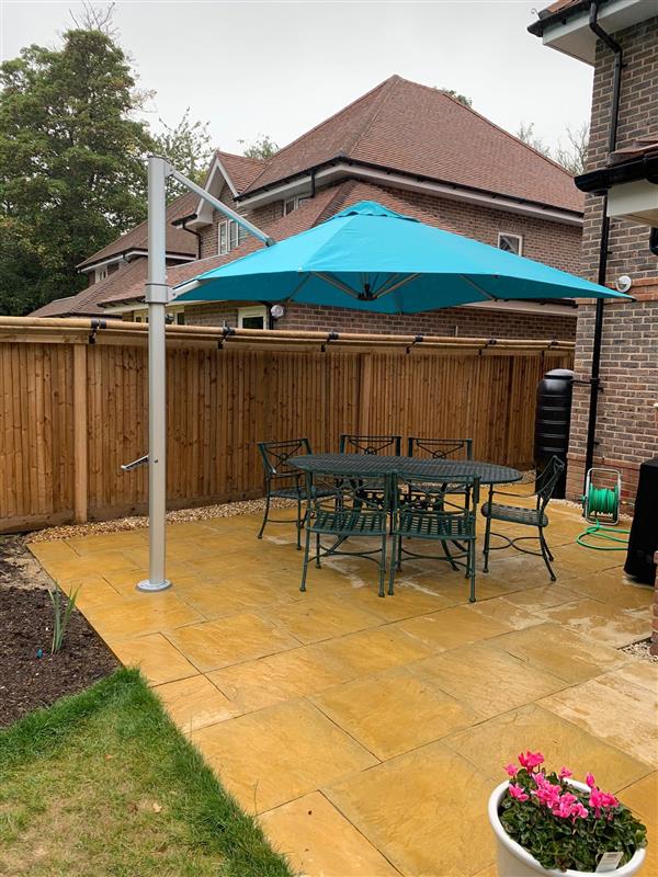 InstaShade Aurora Cantilever Parasol