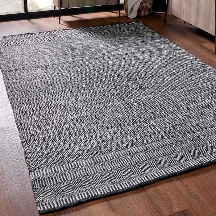 Black Inca Outdoor Rug