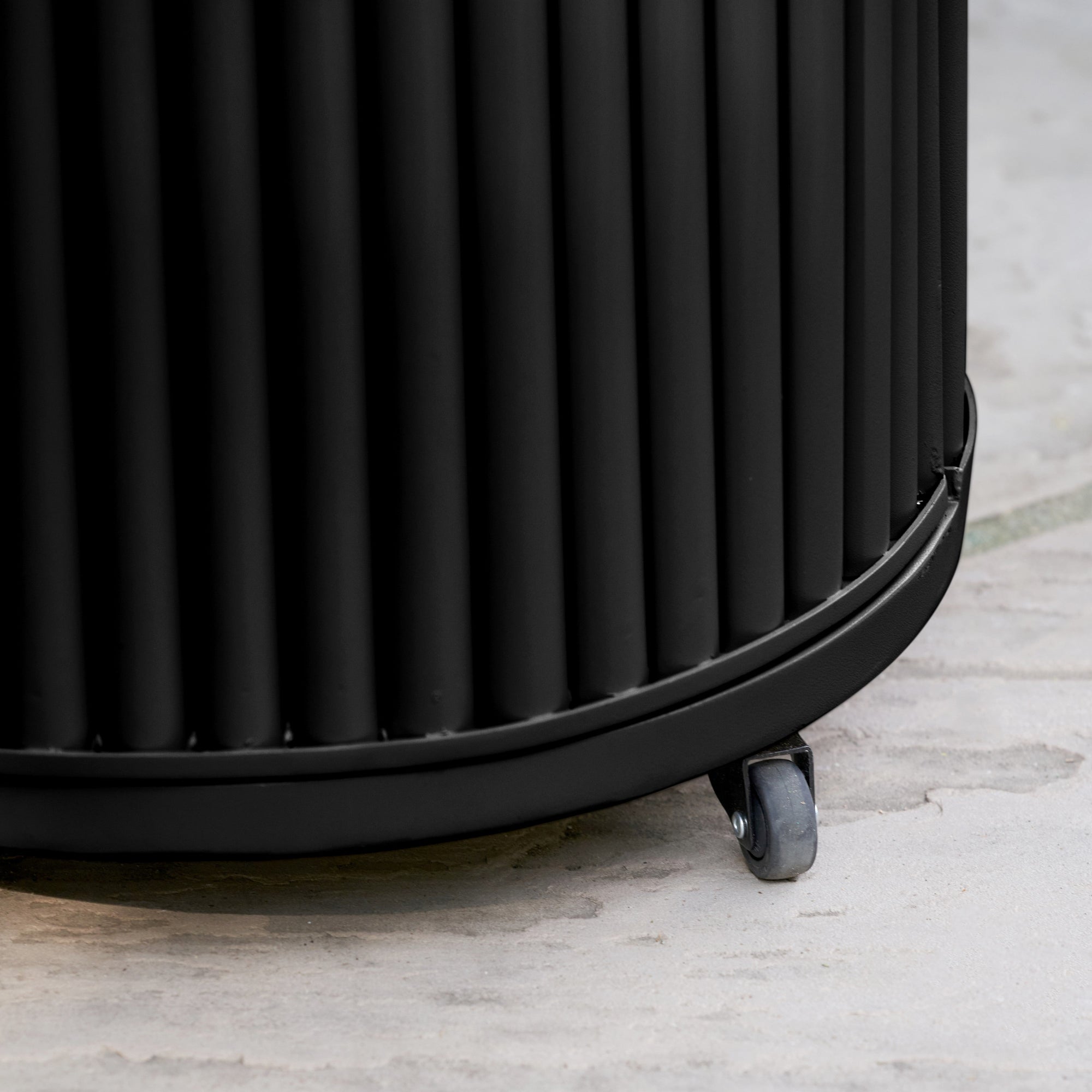 Cosipillar Tube Black Fire Lantern