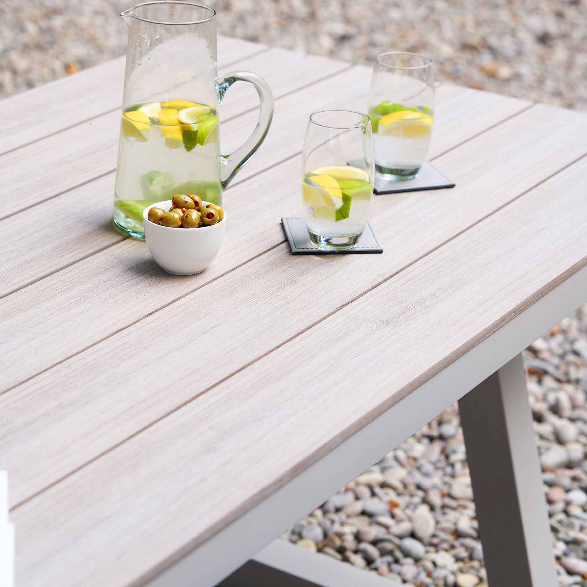 Pacific Aruba Bench Set