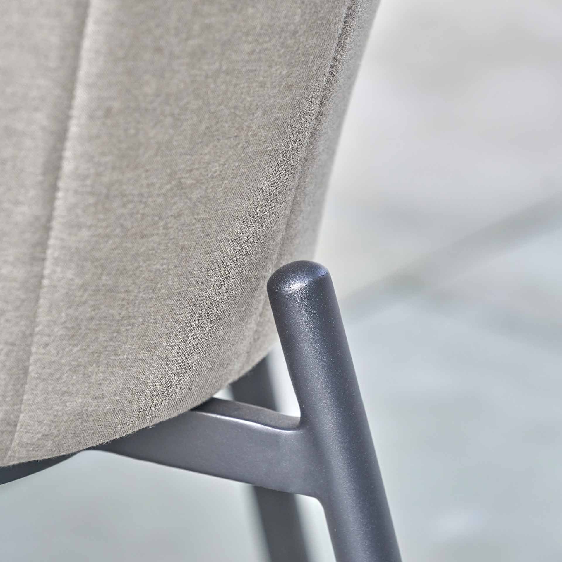 Pacific Nevada Putty 4 Seater Round Dining Set