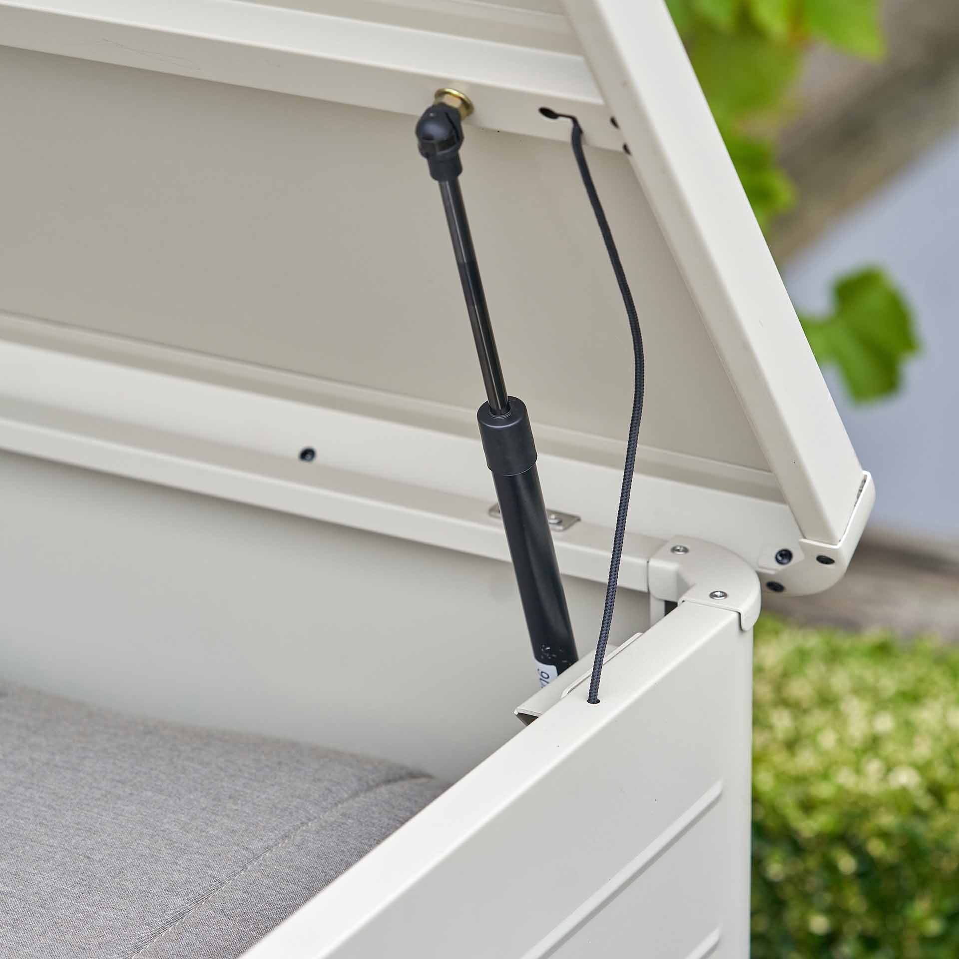 Pacific Rhode Island Pebble Small Cushion Box