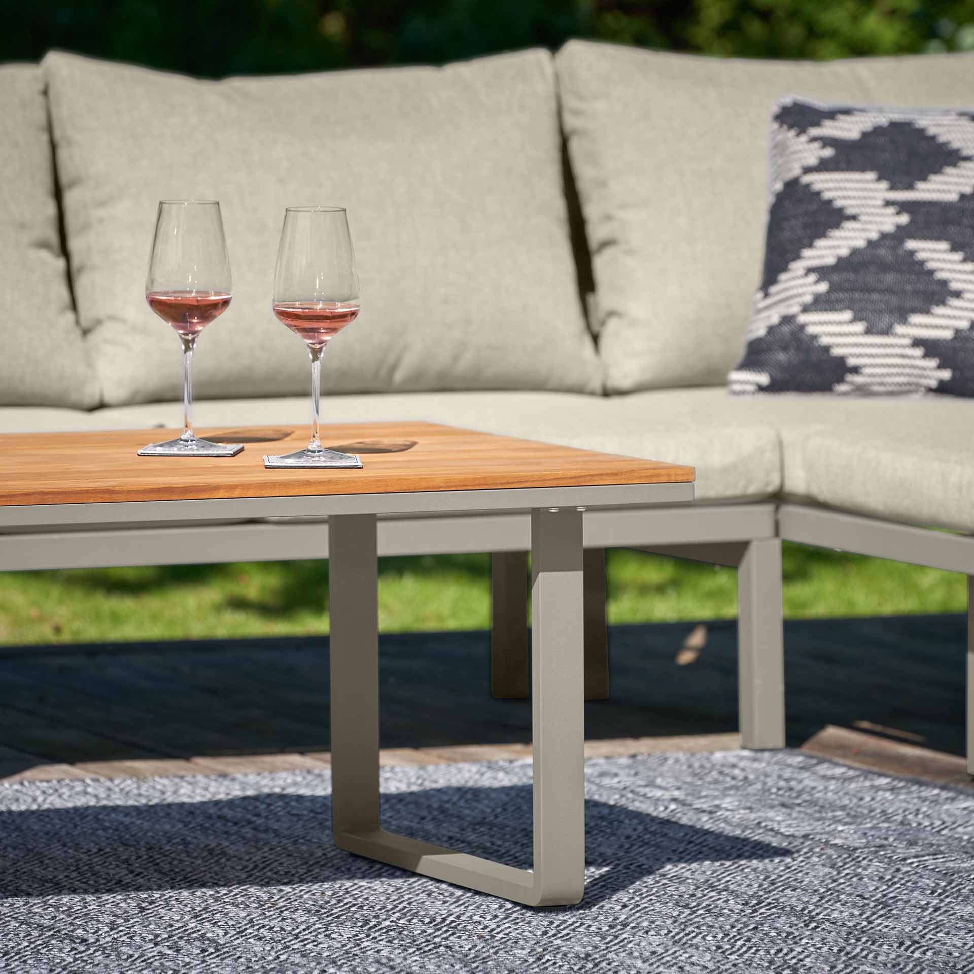 Pacific Stockholm Limestone Corner Set