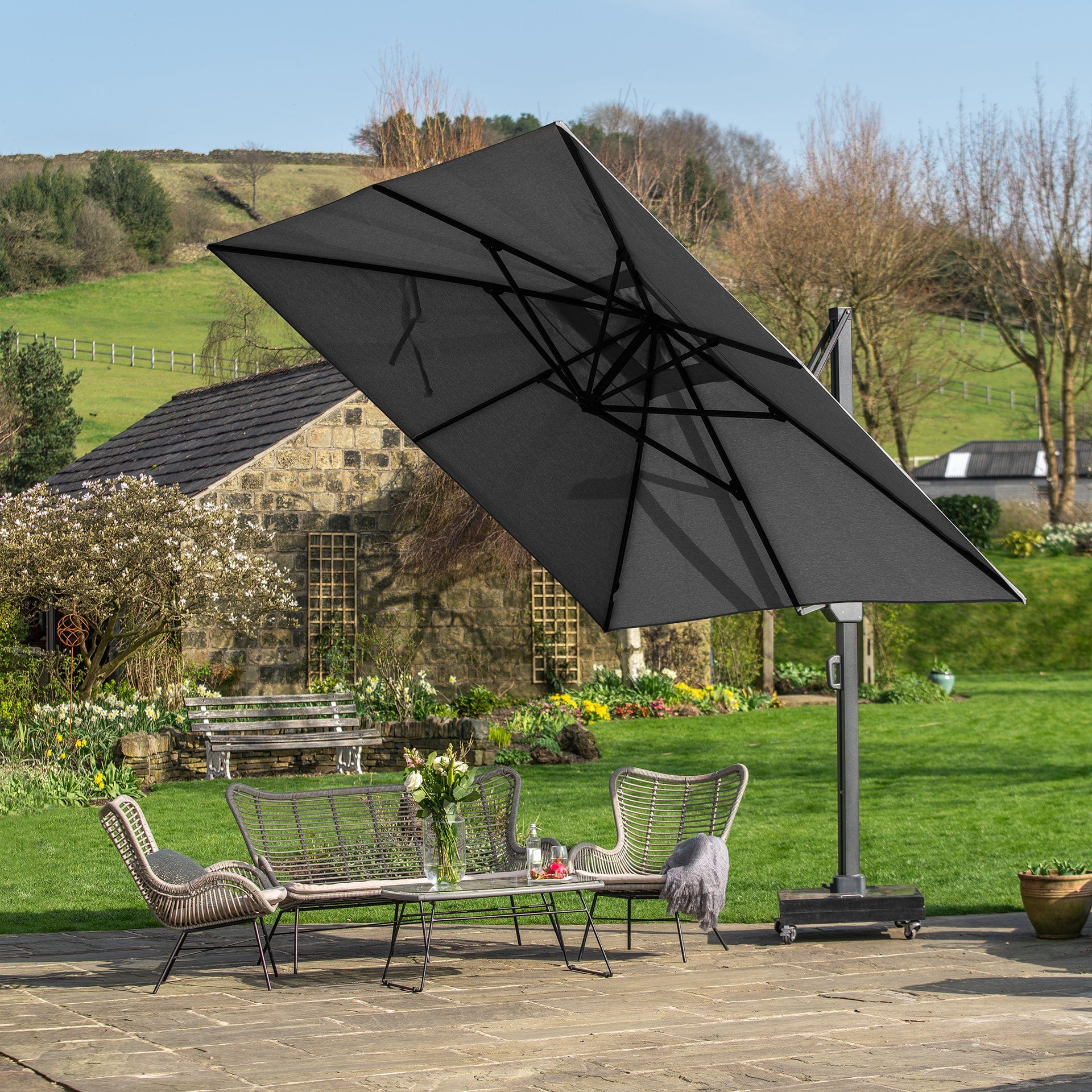 Platinum Icon Faded Black 4m Rectangular Parasol